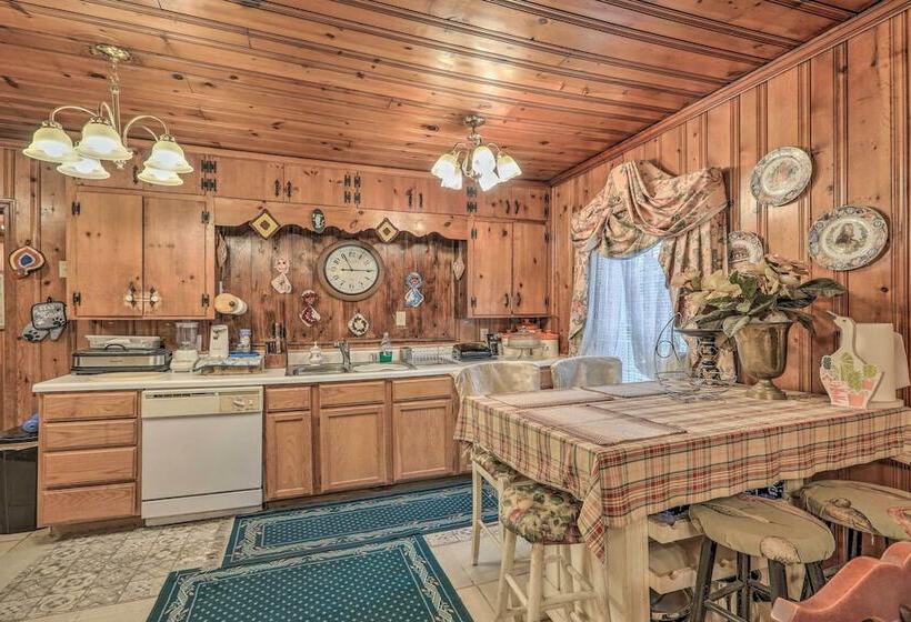 Fairburn Area Home W/ Deck ~ 20 Mi To Atlanta