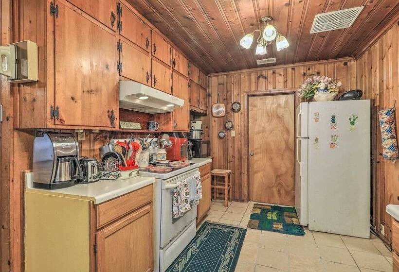 Fairburn Area Home W/ Deck ~ 20 Mi To Atlanta