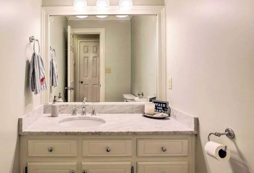 Family Friendly Athens Escape ~ 2 Mi To Uga!