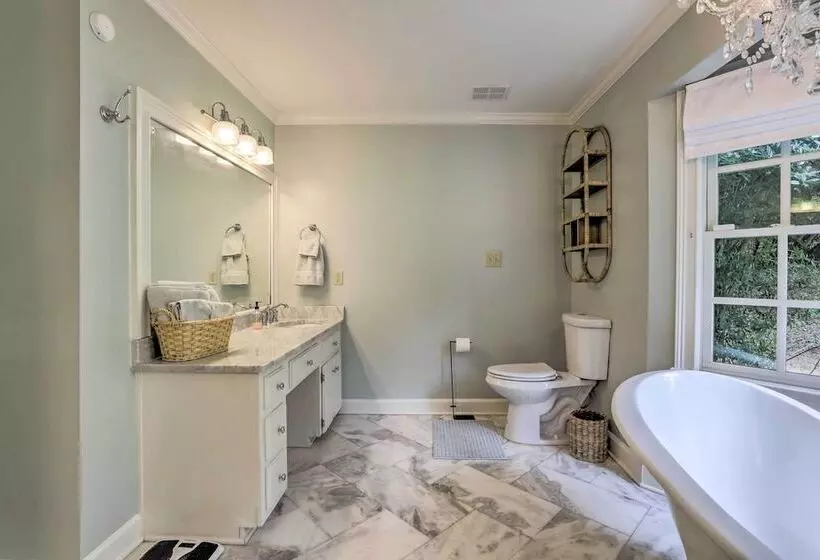 Family Friendly Athens Escape ~ 2 Mi To Uga!