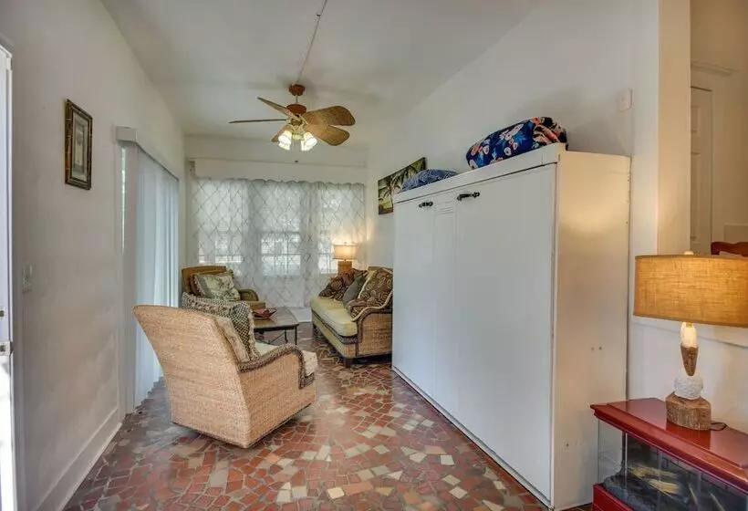 Hampton Sanctuary W/ Fire Pit & Fenced Yard!