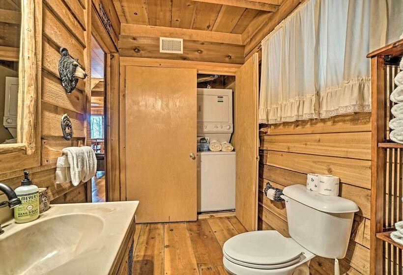 Helen Area Rustic Retreat ~ 5 Miles To Main Street