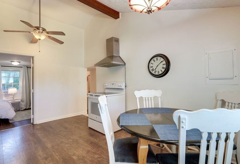 Historic Lawrenceville Home: 32 Mi To Atlanta!