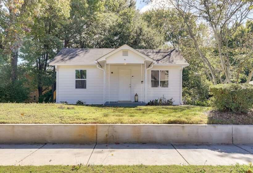Historic Lawrenceville Home: 32 Mi To Atlanta!