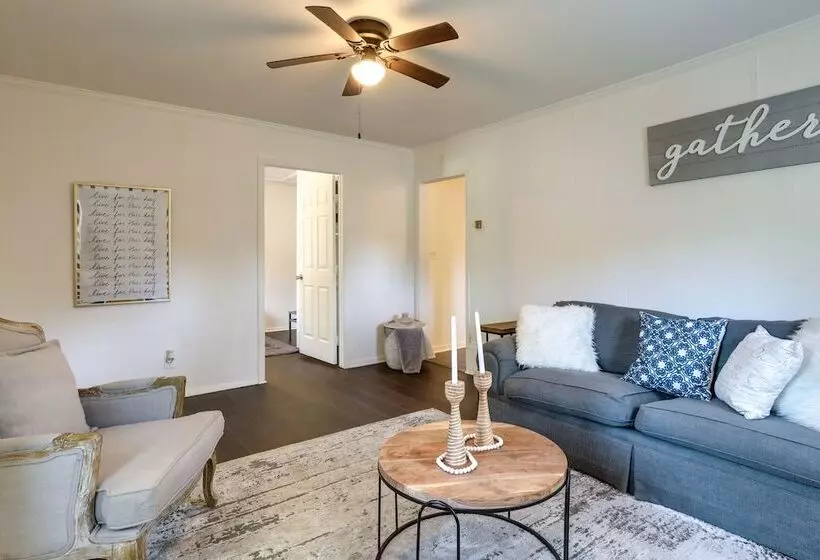 Historic Lawrenceville Home: 32 Mi To Atlanta!