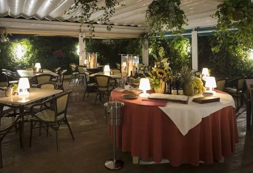 هتل Restaurante Roma