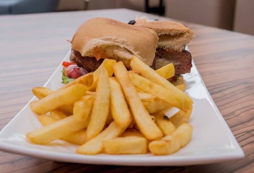 هتل Vintage Suites And Apartment