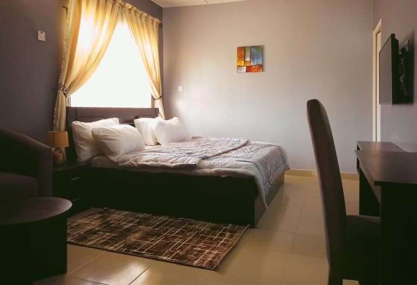 هتل Vintage Suites And Apartment