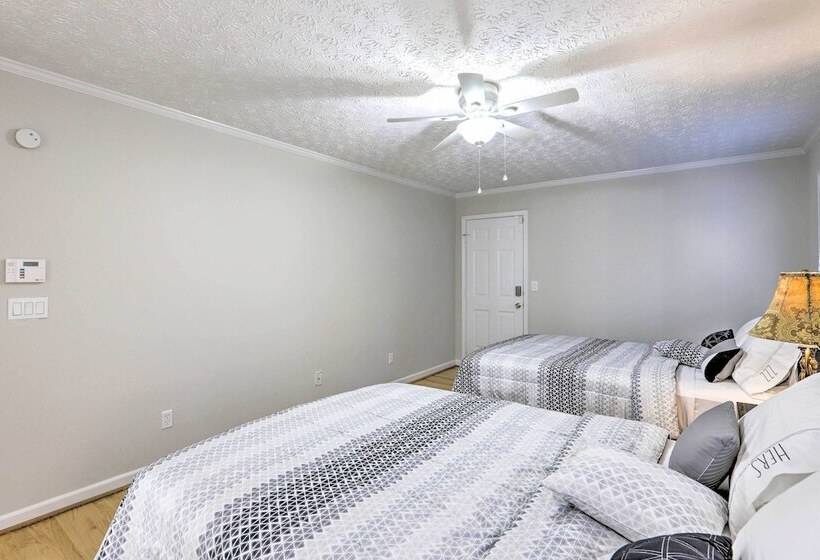 Immaculate Suwanee House W/ Pool & Game Room!