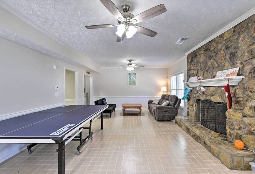 Immaculate Suwanee House W/ Pool & Game Room!