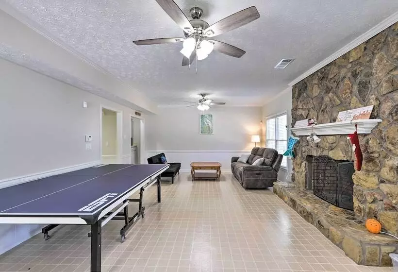 Immaculate Suwanee House W/ Pool & Game Room!