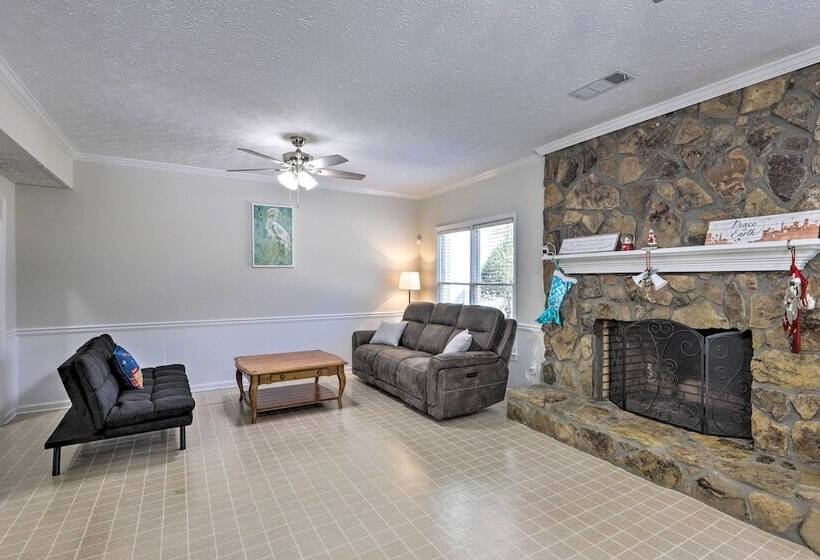 Immaculate Suwanee House W/ Pool & Game Room!
