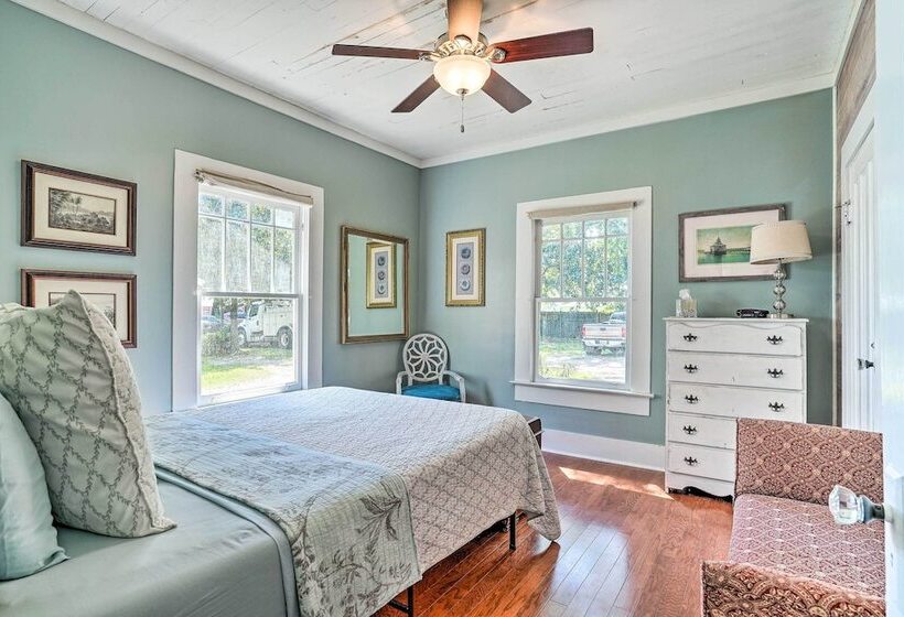 Moon Pie Cottage  Near Dtwn Ocean Springs!