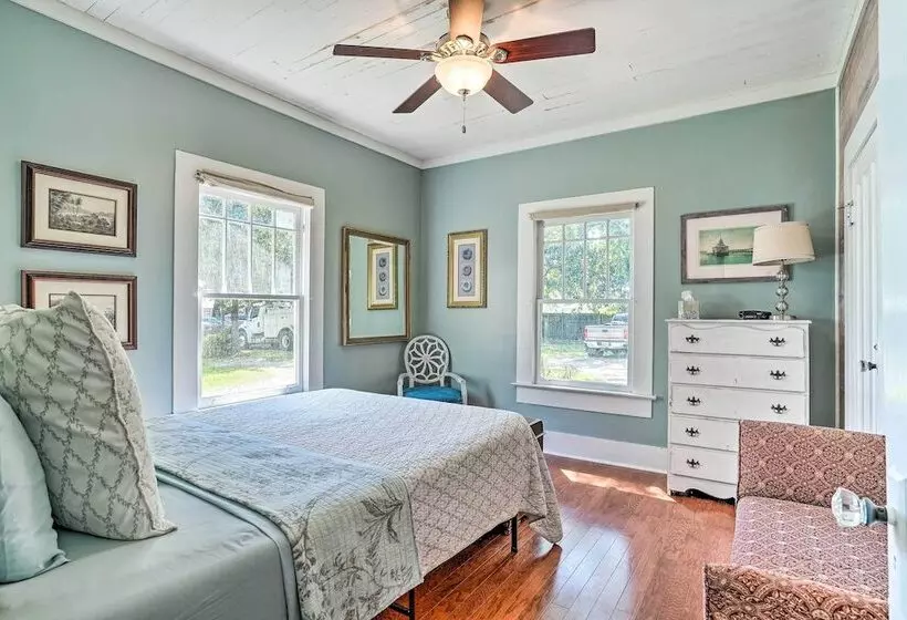 Moon Pie Cottage  Near Dtwn Ocean Springs!