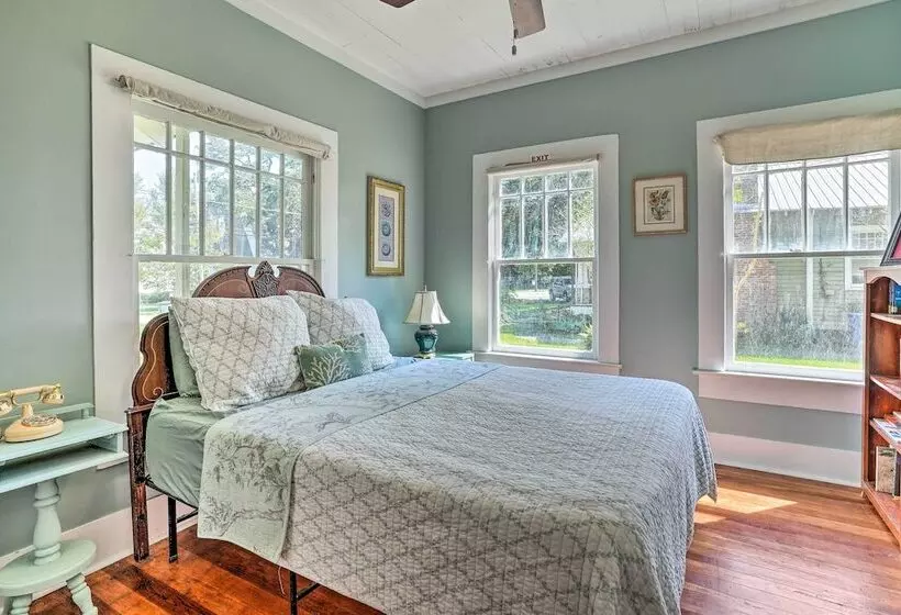 Moon Pie Cottage  Near Dtwn Ocean Springs!