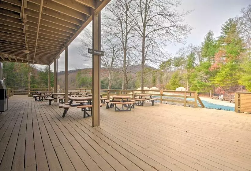 Mountain Mint Inn: Cabin W/ Resort Amenity Access!