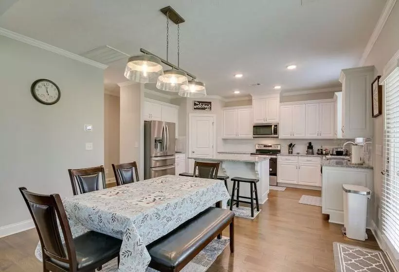 Pet Friendly & Spacious Grovetown Vacation Rental!