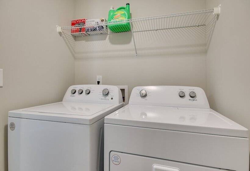 Pet Friendly & Spacious Grovetown Vacation Rental!