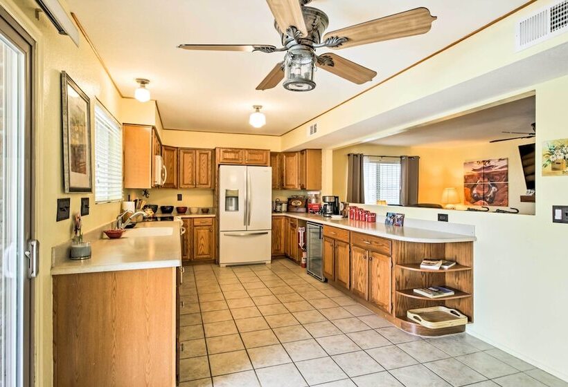 Pet Friendly Tucson Home W/ Heated Pool & Hot Tub
