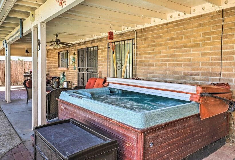 Pet Friendly Tucson Home W/ Heated Pool & Hot Tub