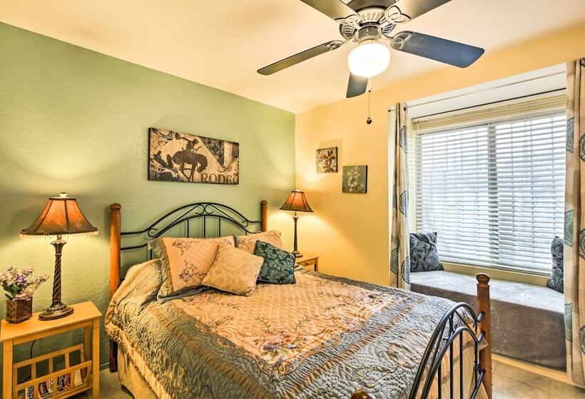 Pet Friendly Tucson Home W/ Heated Pool & Hot Tub