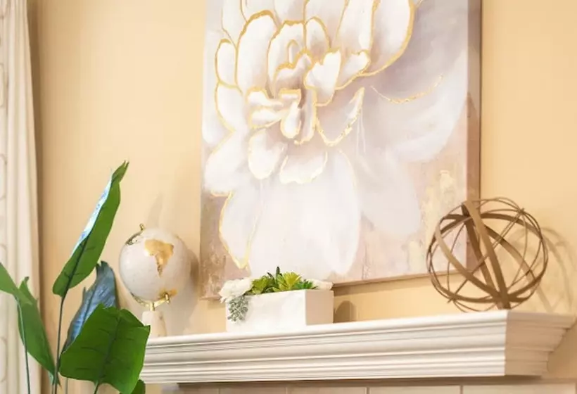 Residenssi Stunning 4 Bed House In Indio In Golf Course Commu