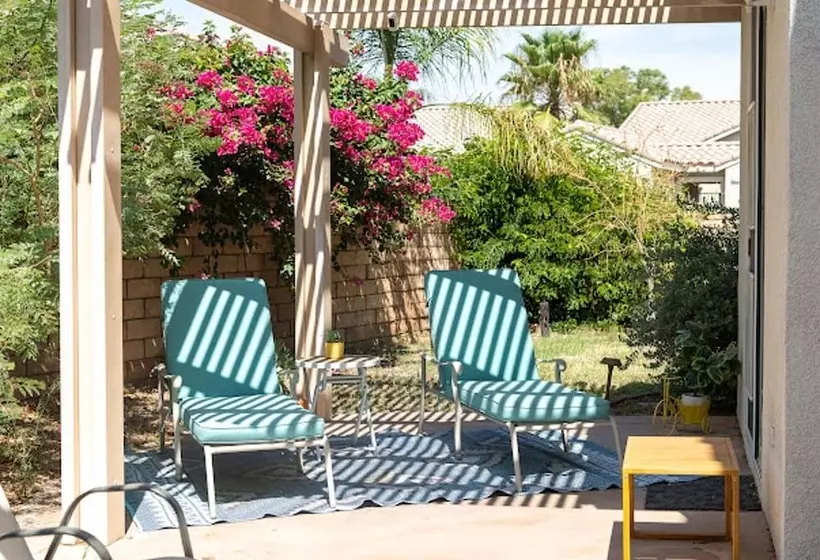 Residenssi Stunning 4 Bed House In Indio In Golf Course Commu