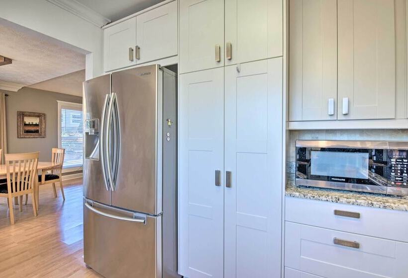 Roswell Home W/ Deck + Yard, 18 Mi To Truist Park!