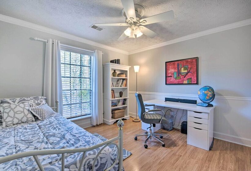 Roswell Home W/ Deck + Yard, 18 Mi To Truist Park!