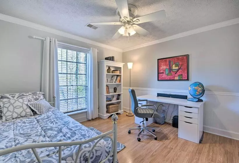 Roswell Home W/ Deck + Yard, 18 Mi To Truist Park!