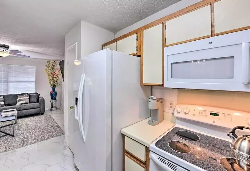 Savannah Home ~ 9 Mi To Historic District