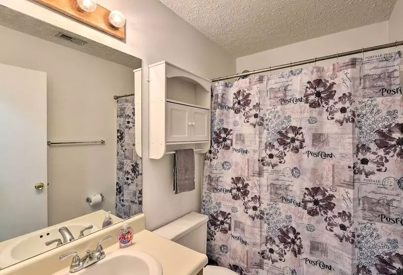 Savannah Home ~ 9 Mi To Historic District