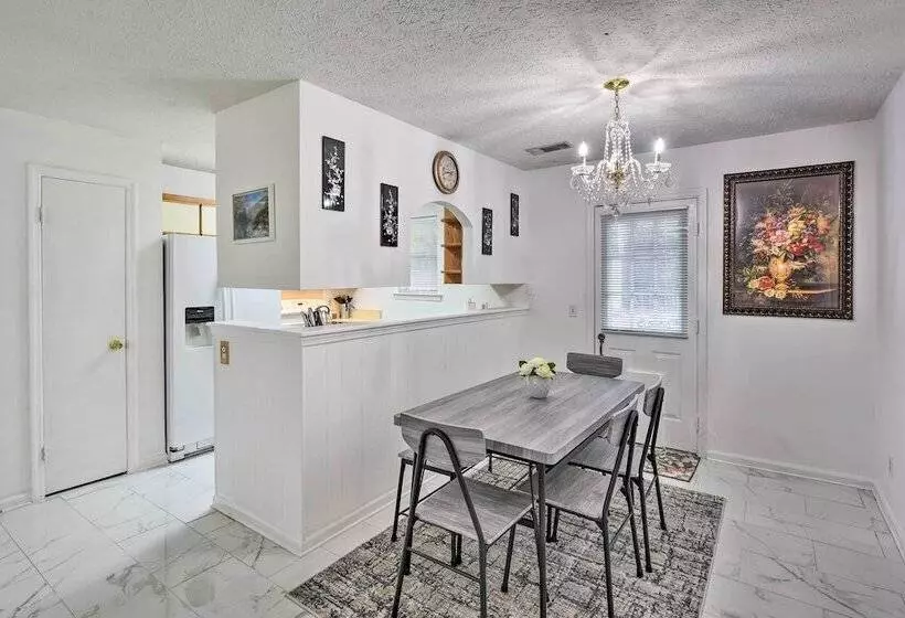 Savannah Home ~ 9 Mi To Historic District