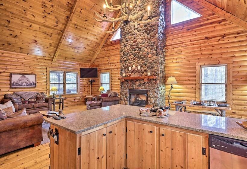 Sleeping Bear Cabin In Coosawattee Resort!