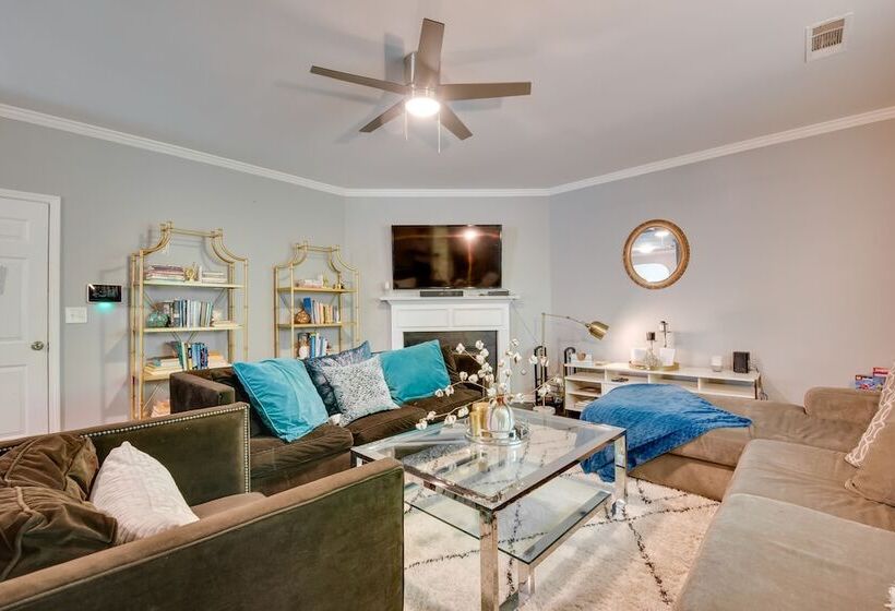 Snellville Abode < 9 Mi To Stone Mtn Park!