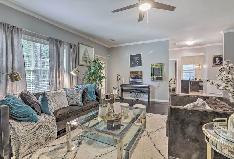 Snellville Abode < 9 Mi To Stone Mtn Park!