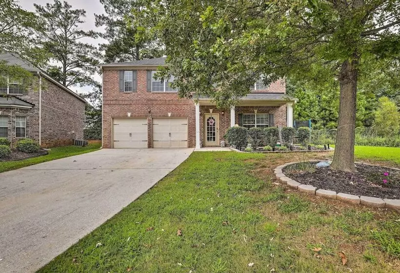 Snellville Abode < 9 Mi To Stone Mtn Park!