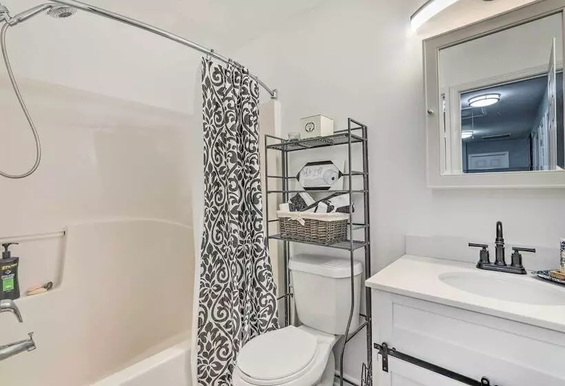 Snellville Abode < 9 Mi To Stone Mtn Park!