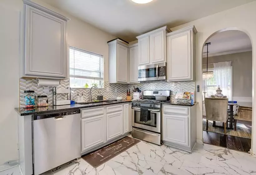 Snellville Abode < 9 Mi To Stone Mtn Park!