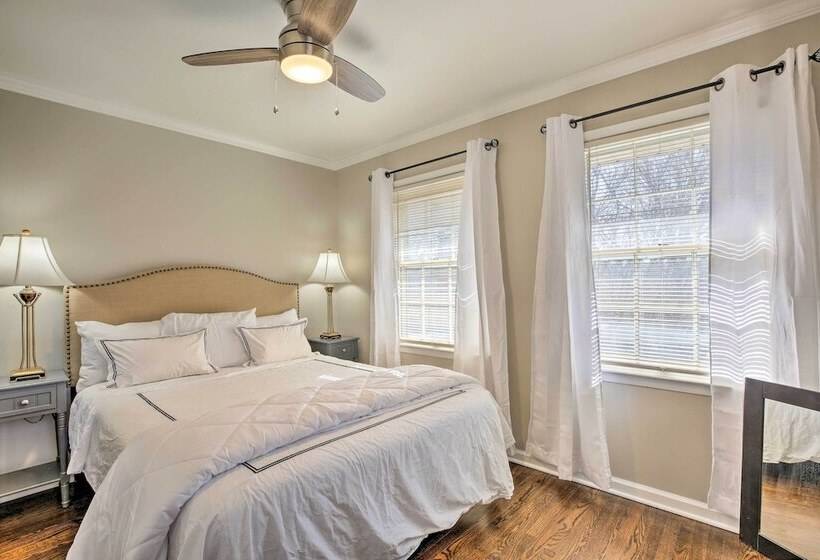 Spacious Marietta House With Covered Patio!
