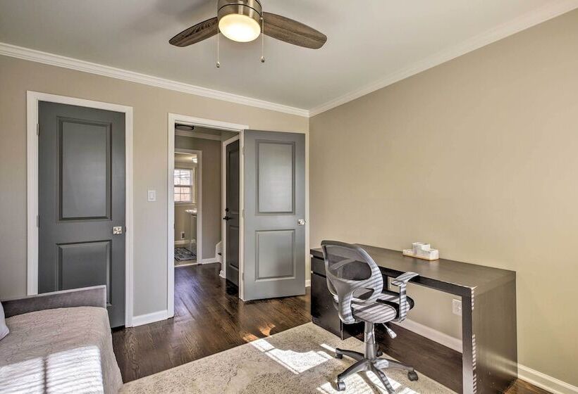 Spacious Marietta House With Covered Patio!