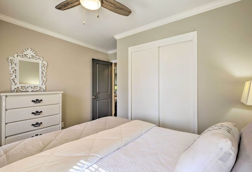 Spacious Marietta House With Covered Patio!