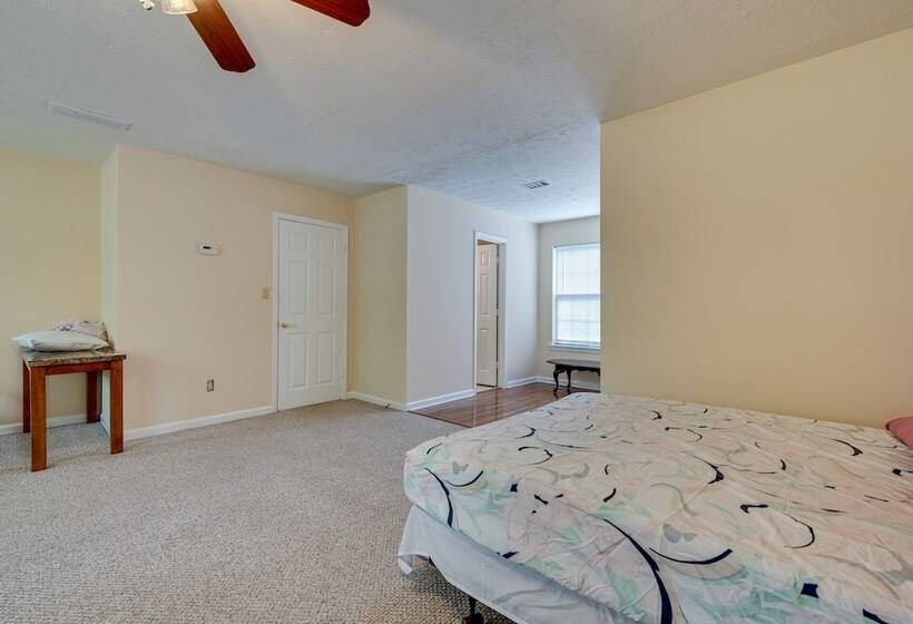 Spacious Norcross Home ~ 21 Mi To Downtown Atlanta