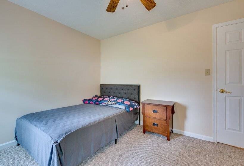 Spacious Norcross Home ~ 21 Mi To Downtown Atlanta