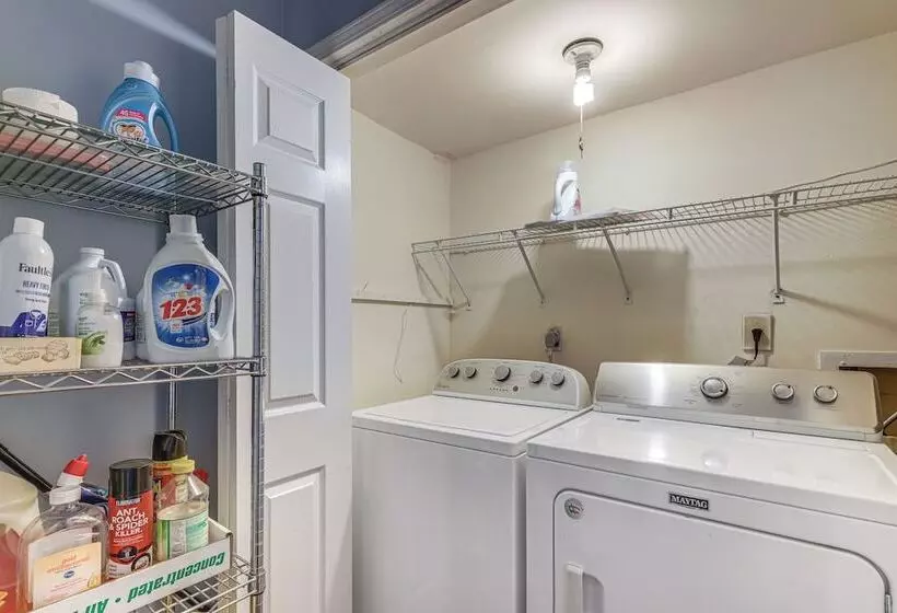 Spacious Norcross Home ~ 21 Mi To Downtown Atlanta