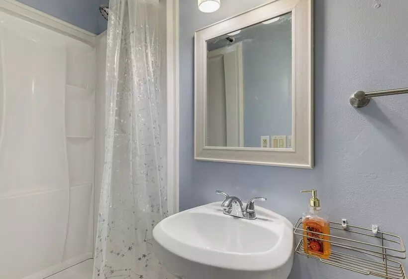 Spacious Norcross Home ~ 21 Mi To Downtown Atlanta