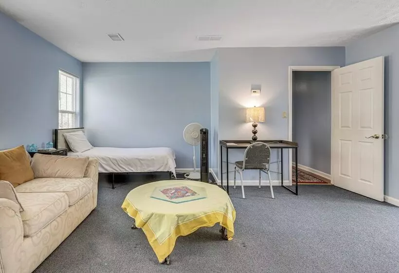 Spacious Norcross Home ~ 21 Mi To Downtown Atlanta