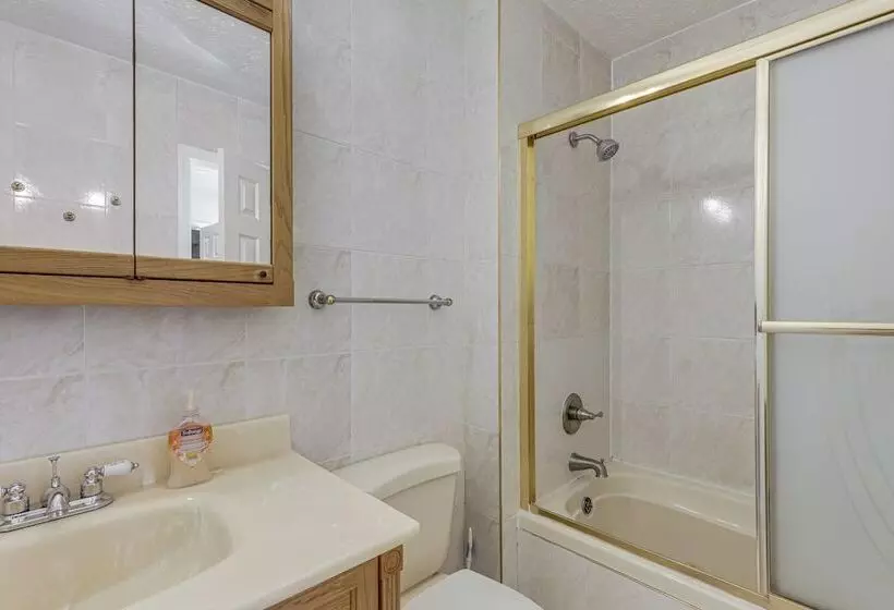 Spacious Norcross Home ~ 21 Mi To Downtown Atlanta