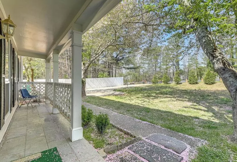 Spacious Norcross Home ~ 21 Mi To Downtown Atlanta