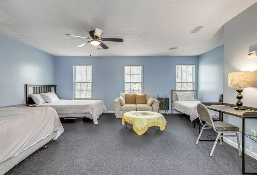 Spacious Norcross Home ~ 21 Mi To Downtown Atlanta